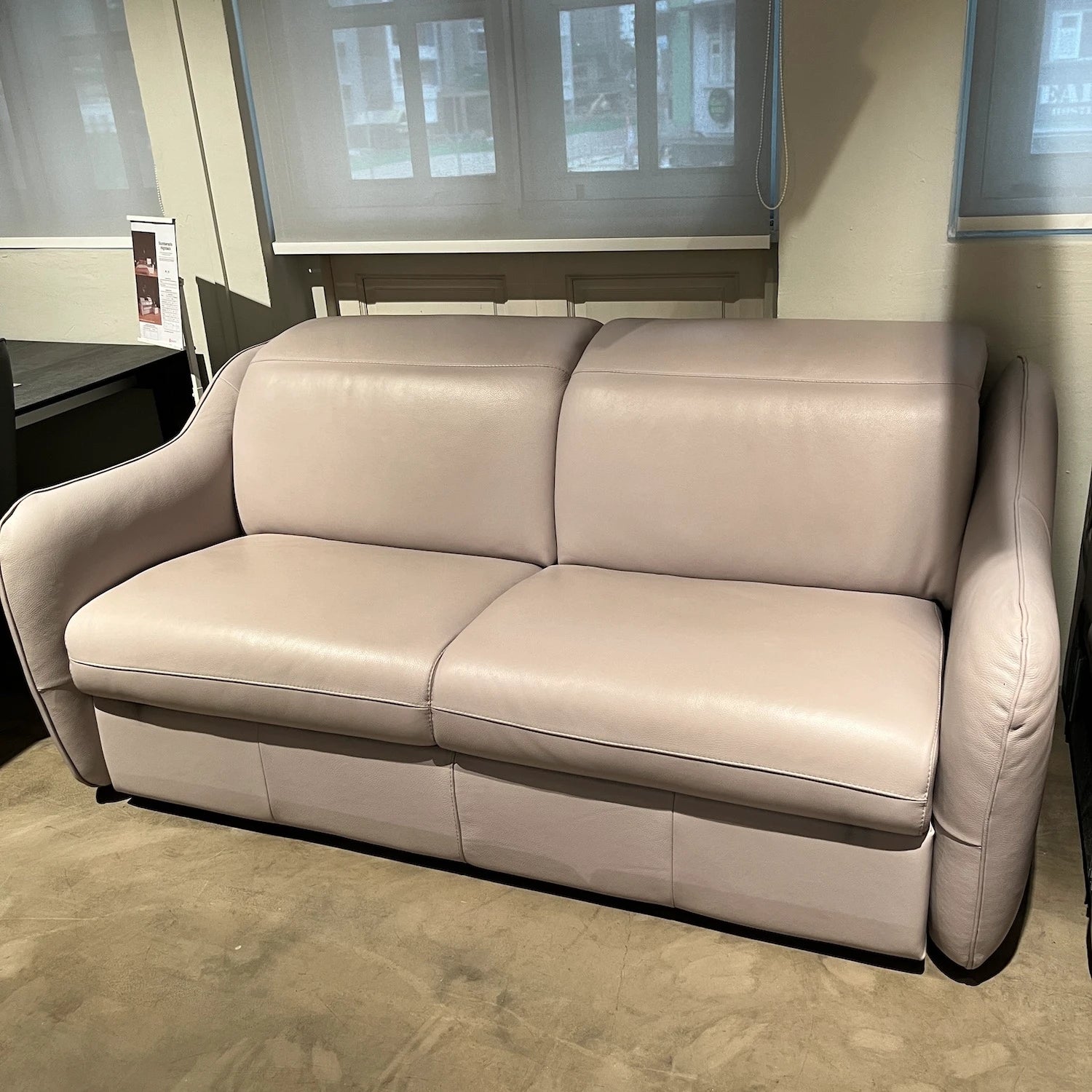 Ex display deals italian leather sofa