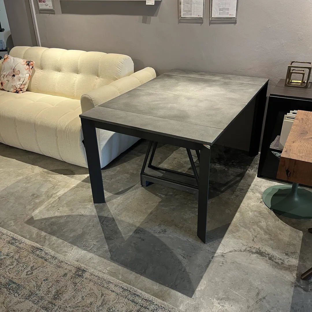Dining table - EX-DISPLAY 15% OFF - Delta - Slim Console and Extendable Dining Table - Spaceman