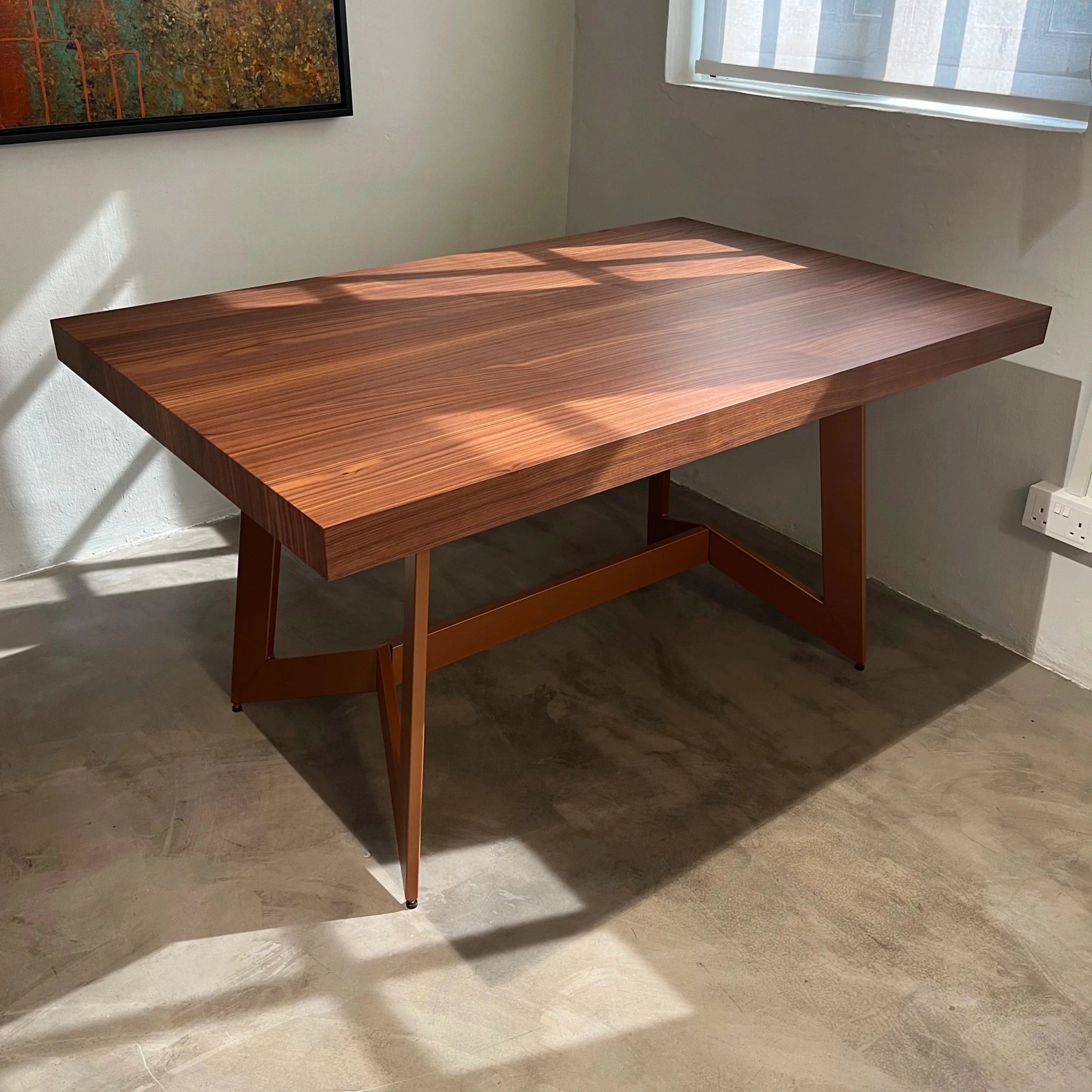 Dining table - EX-DISPLAY 15% OFF - Piazza - Dining Table Extends From Rectangular To Square - Spaceman