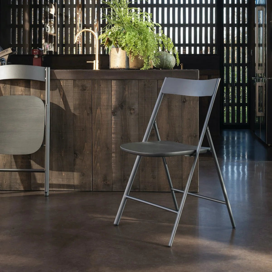 Luxury Foldable Dining Chairs Svelte Spaceman